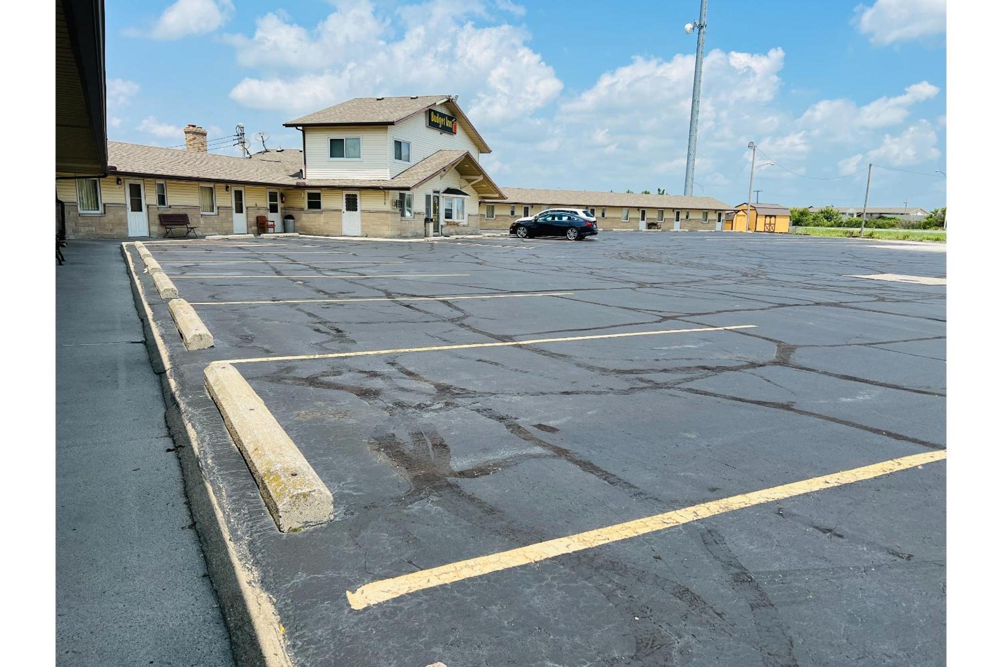 Budget Inn - Perrysburg Millbury Exterior foto
