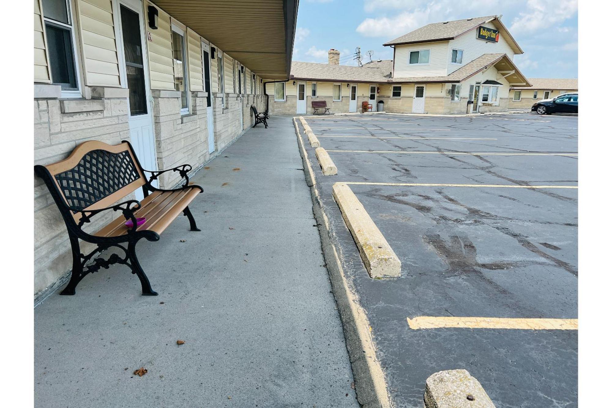 Budget Inn - Perrysburg Millbury Exterior foto